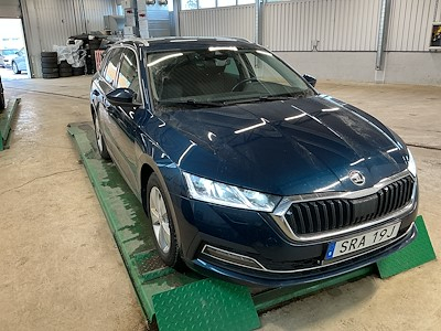 Skoda OCTAVIA TDI 150 hk DSG 4X4 Style Varmare Extraljus