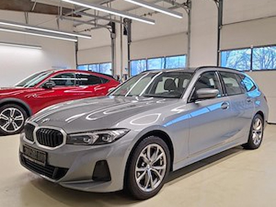 BMW 318d touring sport 150 CV Packs; Business; Mirror; Storage; Park assist; BMW Live cockpit;