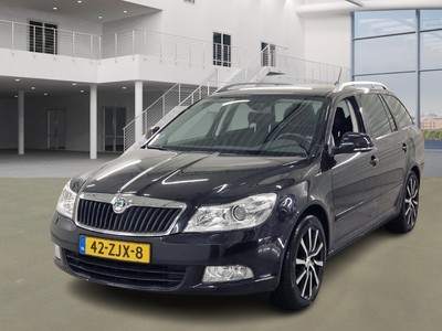 Skoda Octavia combi 1.1 1.2 TSI ELEGANCE BUSINESS LINE, 2013