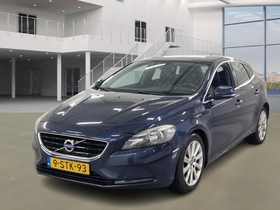 Volvo V40 1.5 1.6 D2 SUMMUM, 2013
