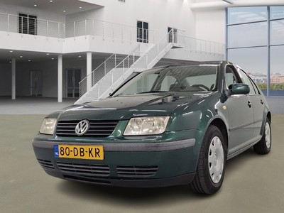 Volkswagen Bora 1.5 1.6 TRENDLINE, 1999
