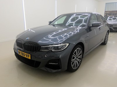 BMW 3-serie sedan 320e Business Edition Plus M Sport