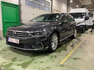 Volkswagen Passat 1.4 TSI MSQ VARIANT GTE BUSINESS