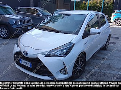 Toyota yaris 1.5 hybrid active hatchback -