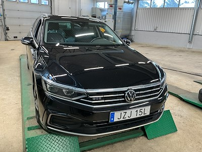 Volkswagen PASSAT 1.4 TSI 218hk GTE Plug-In-Hybrid DSG Drag Varmare