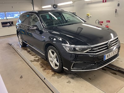 Volkswagen PASSAT SportsCombi GTE 218hk Executive Drag