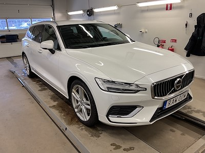 Volvo V60 Recharge T6 350hk Awd Core Edition Drag