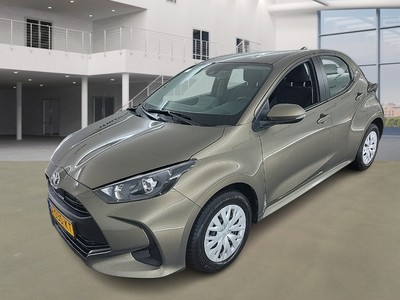 Toyota Yaris 1.4 1.5 VVT-I ACTIVE, 2024