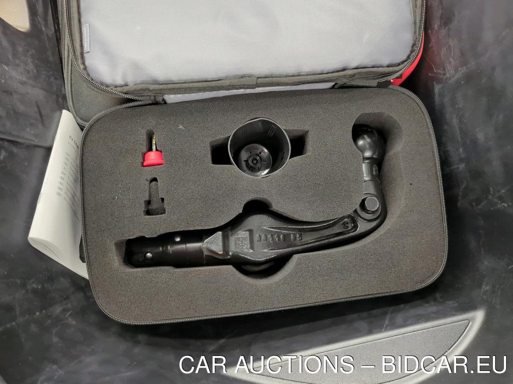 Tesla Model Y 75KWH LONG RANGE DUAL MOTOR AUTO 4WD