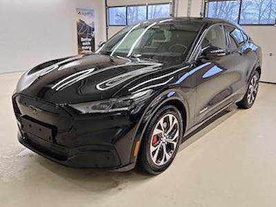 Ford Mustang mach-e 99kwh ER premiu 294 CV Attelage; GPS