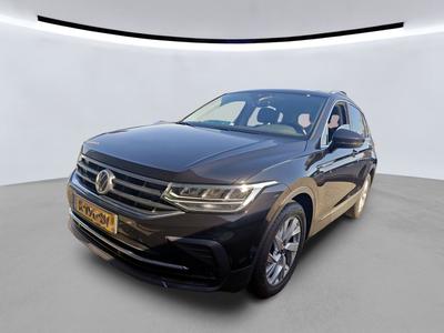Volkswagen Tiguan 1.4 1.5 TSI 150PK LIFE BUSINESS MULTIMEDIA WINTER, 2021
