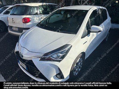 Toyota yaris 1.5 hybrid active hatchback -