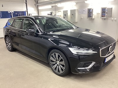 Volvo V60 Recharge T6 350hk AWD Core Edition Drag