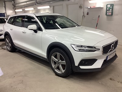 Volvo V60 cross country Cross Country B4 AWD 197hk Momentum Drag H/K