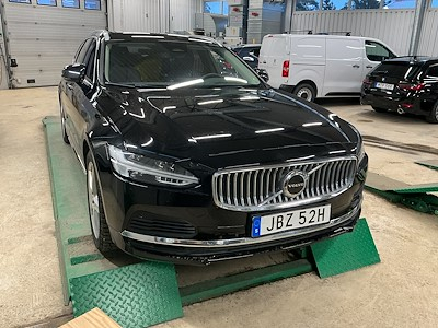 Volvo V90 Recharge T6 350hk AWD Core Edition Drag