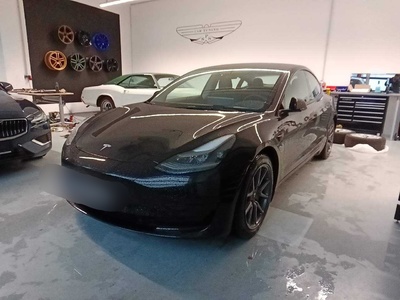 Tesla Model 0.0 3 STANDARD REICHWEITE PLUS HINTERRADANTRIEB, 2021