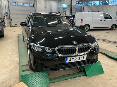 BMW 3-SERIE 330e 292hk xDrive Conn Edt Nav