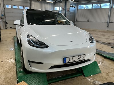 Tesla Model Y Long Range 514hk AWD Skinn Drag