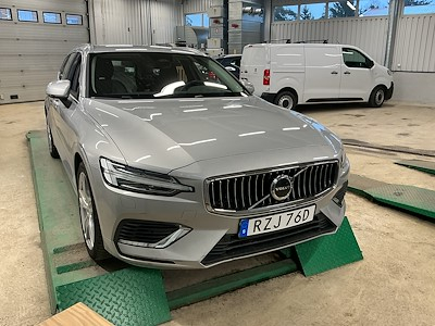 Volvo V60 Recharge T6 350hk AWD Core Edition Drag
