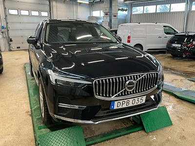 Volvo XC60 Recharge T6 350hk AWD Core Edt Pano