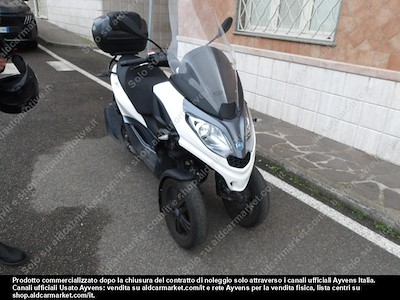 Piaggio mp3 300 abs hpe -