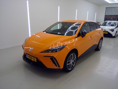 MG MG4 Luxury Long Range 5d