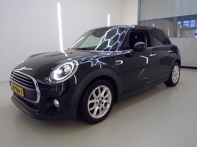 MINI 5-deurs 1.5 102pk Aut One Pepper Business Plus