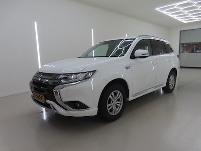 Mitsubishi Outlander PHEV Pure 5d