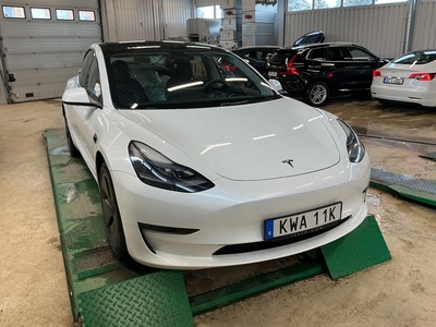 Tesla Model 3 Long Range AWD 440hk Lader