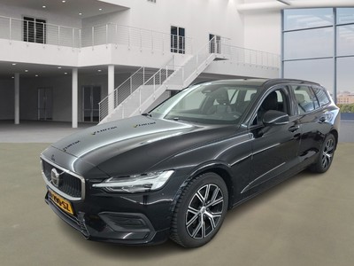 Volvo V60 1.9 2.0 B3 ESSENTIAL, 2022