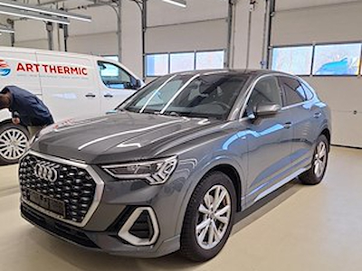 Audi Q3 35tdi sportback s-line 150 CV Packs; Premium; Ambient light; Attelage; MMI Navigation plus; LED