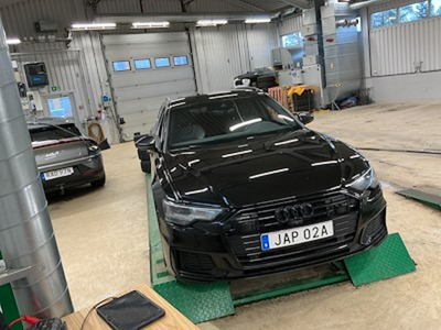 Audi A6 55 TFSI e 367hk quattro S-Line Assistanspkt Cockpit Drag