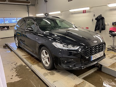 Ford Mondeo 2.0 Hybrid 187hk St-Line Plus paket Drag