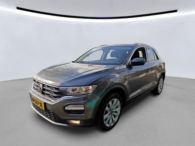 Volkswagen T-roc 1.4 1.5 TSI 150PK DSG STYLE MULTIMEDIA TREKHAAK, 2022