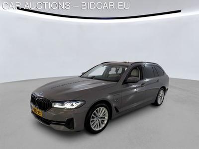 BMW 5-SERIE TOURING 1.9 530E PHEV 292PK AUT XDRIVE BNS ED+ PARK PANO TREKHAAK, 2022