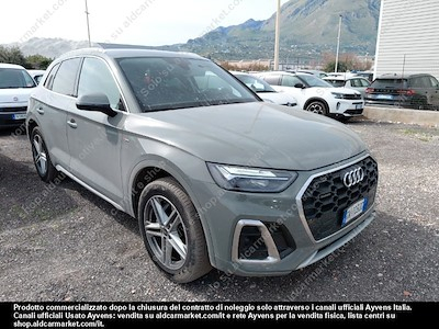 Audi Q5 40 tdi S line -