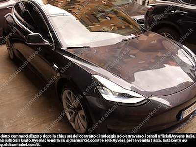 Tesla model 3 75 kwh long -
