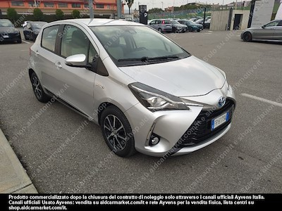 Toyota yaris 1.5 hybrid active hatchback -