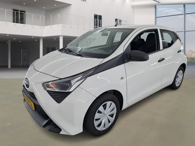 Toyota Aygo 0.9 1.0 VVT-I X-FUN, 2021