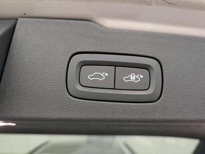 Volvo V60 B6 Awd Benzin Mhev Gtrnc Ultimate Dark