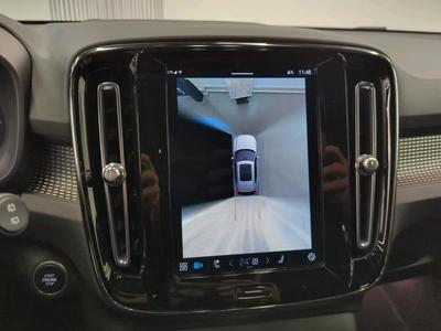 Volvo XC40 2.0 B4 P MHEV ULTIMATE DARK GRTRNC AWD