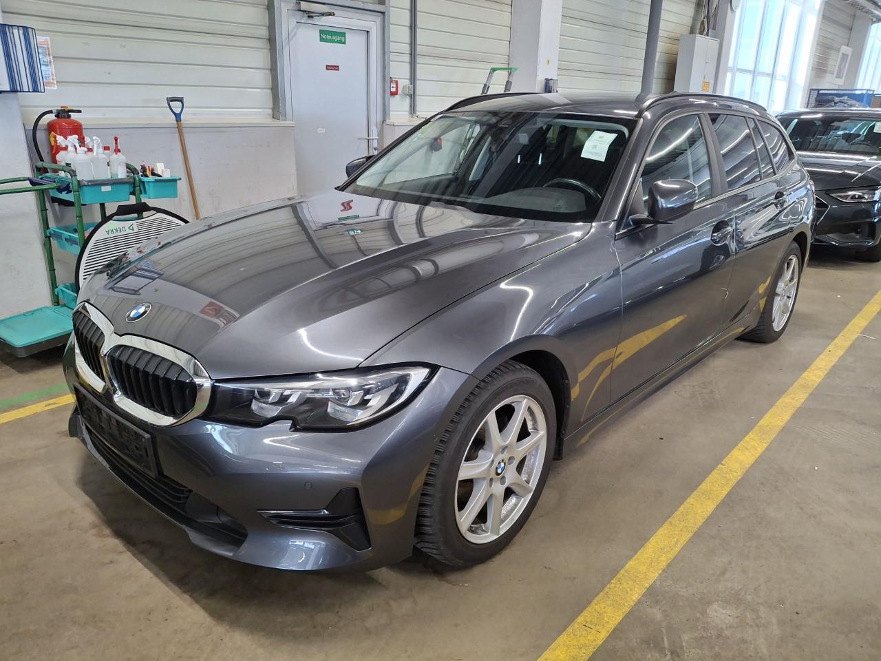 BMW Series 3 320d A xDrive Touring 140KW