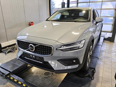 Volvo V60 2.0 CROSS COUNTRY B4 D AWD, 2024