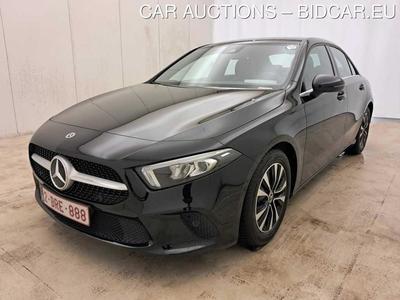 Mercedes A-Klasse A180 Limousine Business Solution 1.3i 136pk/cv 4p, 2022