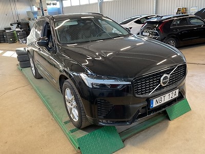 Volvo XC60 B4 197hk AWD Plus Dark Aut Klimat Lader Pano Drag