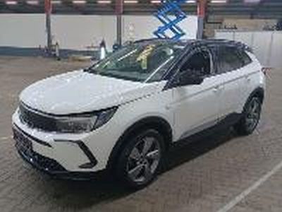 Opel Grandland 1.2 DI GS, 2024