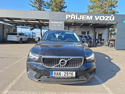Volvo XC40 T2 FWD Momentum Core