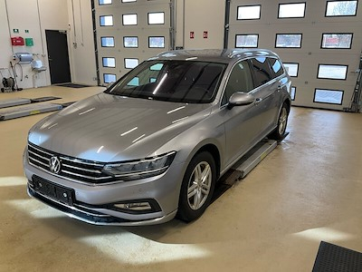 Volkswagen PASSAT 2.0 TDI 150 Elegance PLUS PRO DSG Var UA!