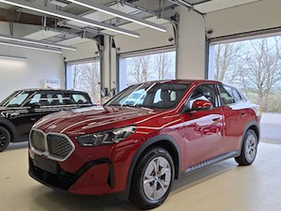 BMW Ix2 20 67kwh edrive 204 CV Attelage; GPS