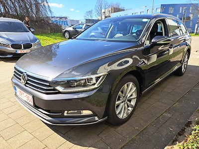 Volkswagen Passat variant diesel - 2015 1.6 CR TDi Highline Business STOCK